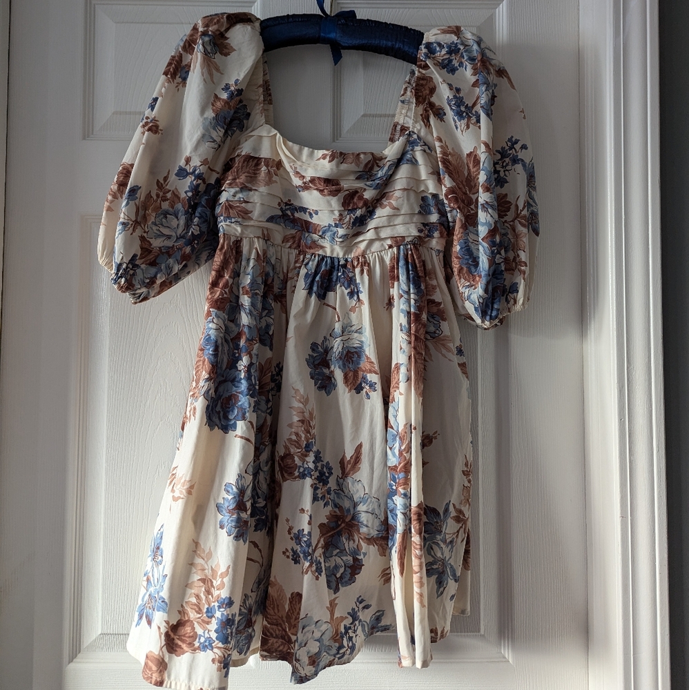 Abercrombie Emerson Puff sleeve mini dress